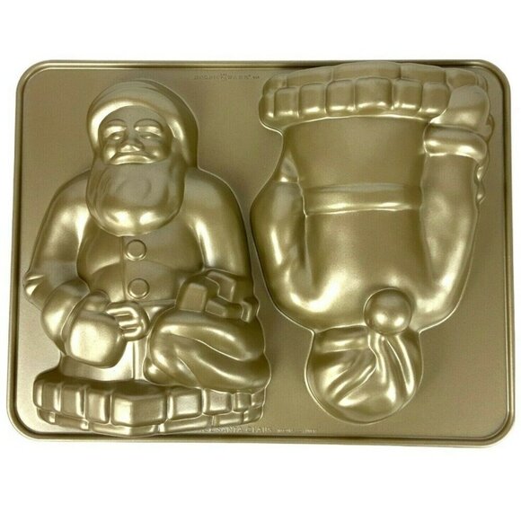 Nordic Ware Williams-Sonoma Vintage Santa Claus 3D Cake Pan Gold Aluminum USA - Picture 2 of 5